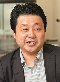 定先生