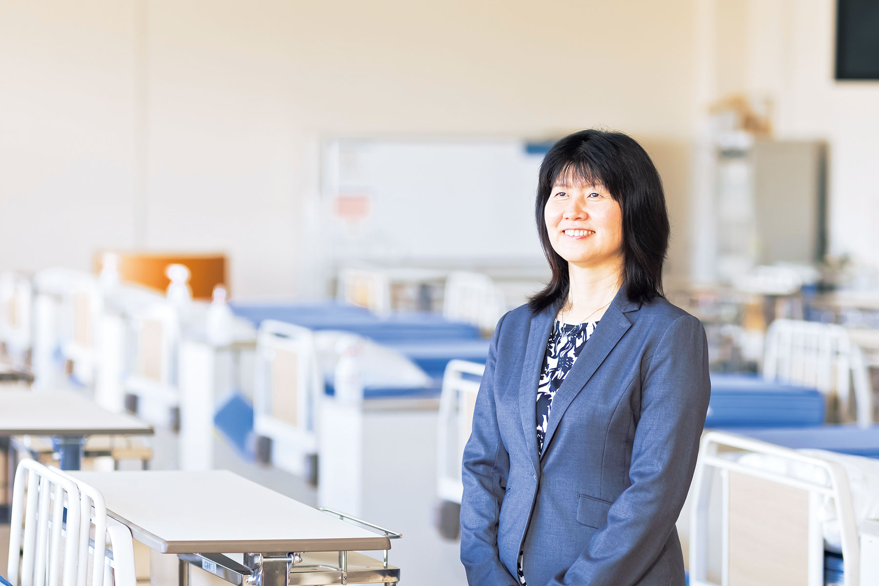 上原 佳子