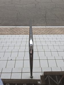 教育系一号館階段（施工前）