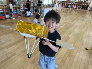 土星探索機「カッシーニ」完成