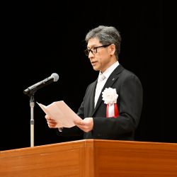 明石工学部長