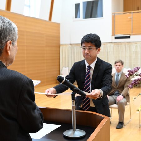 学長奨励賞（教育）工学部　鈴木啓悟　准教授