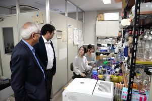 工学研究科生物応用化学講座の視察