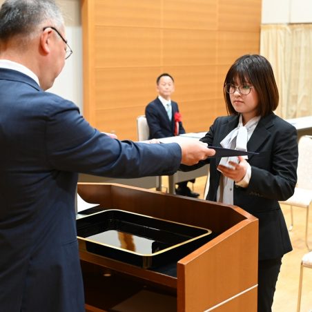 認定証授与式の様子