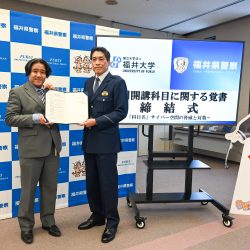 福井県写真帳「目で見る明治の福井」68頁／書籍・専用ケース付 楽天市場】工事用写真帳Lセット A4判 4穴 E・Lサイズ用 台紙 表紙 とじ