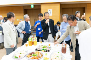 昼食懇談会の様子7