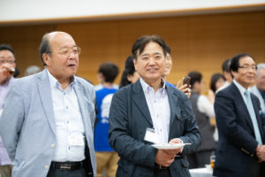 昼食懇談会の様子8