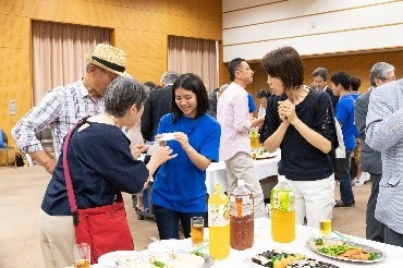 昼食懇談会1