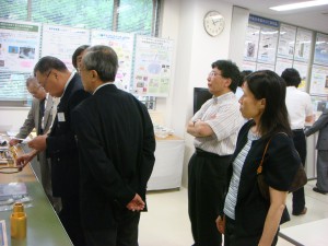 産学官連携取り組み事例紹介の様子