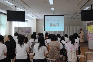 見学の様子